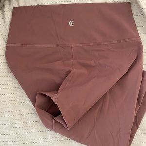 Lululemon crop leggings